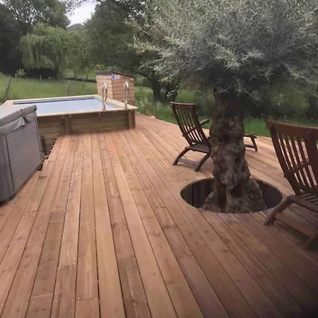 Holiday home Maison Ronde Atypique En Bois *